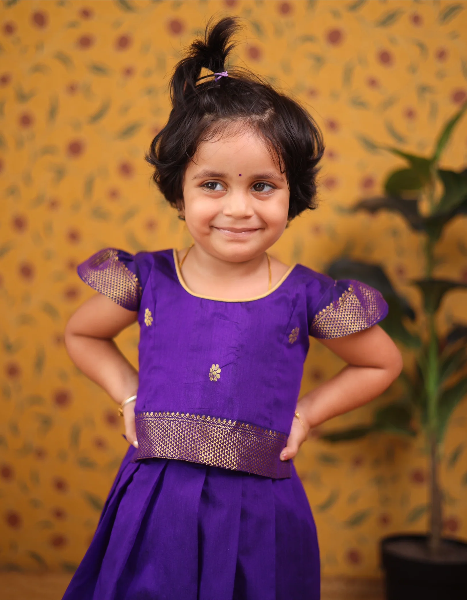 Aakriti - Crop top and skirt Express - Image 3