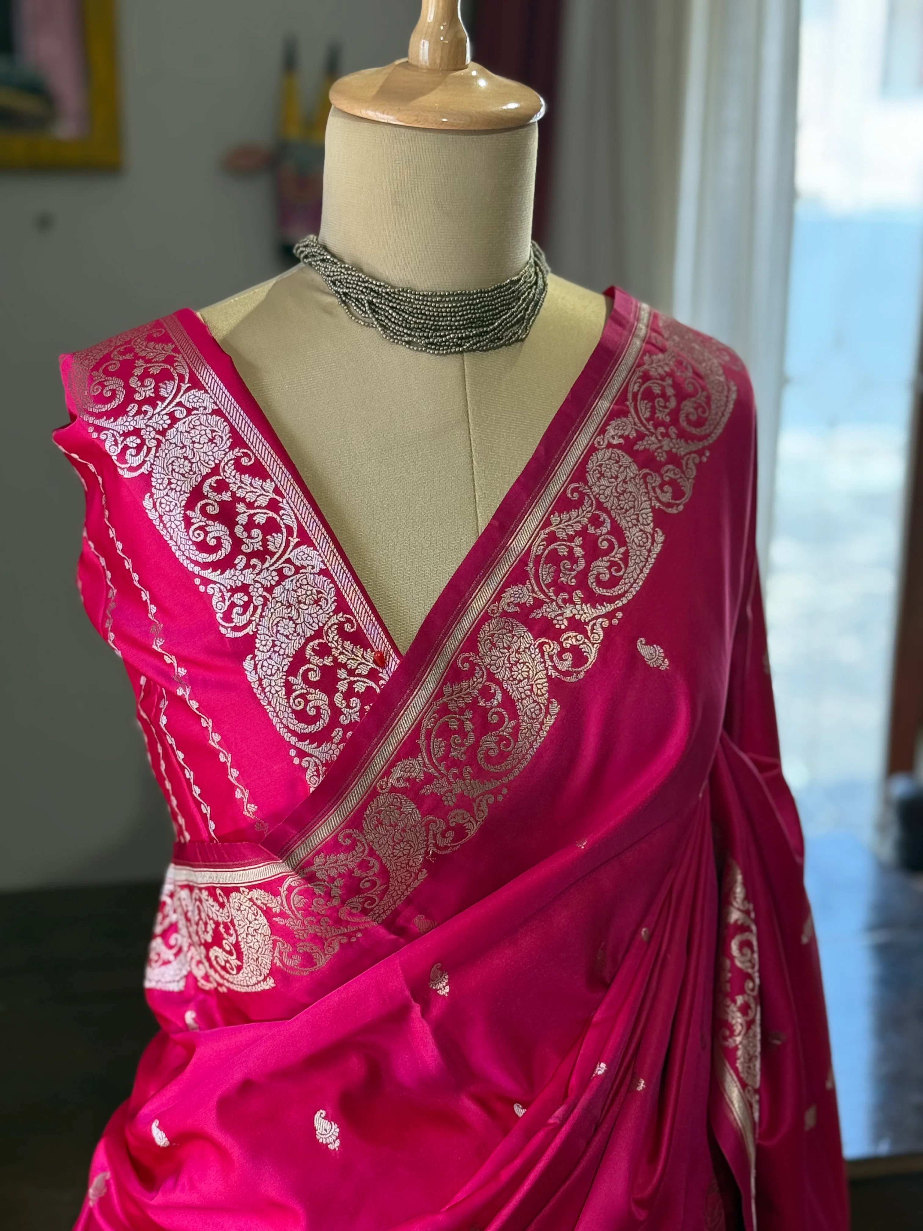 Banarasi Katan Silk Saree - Image 5
