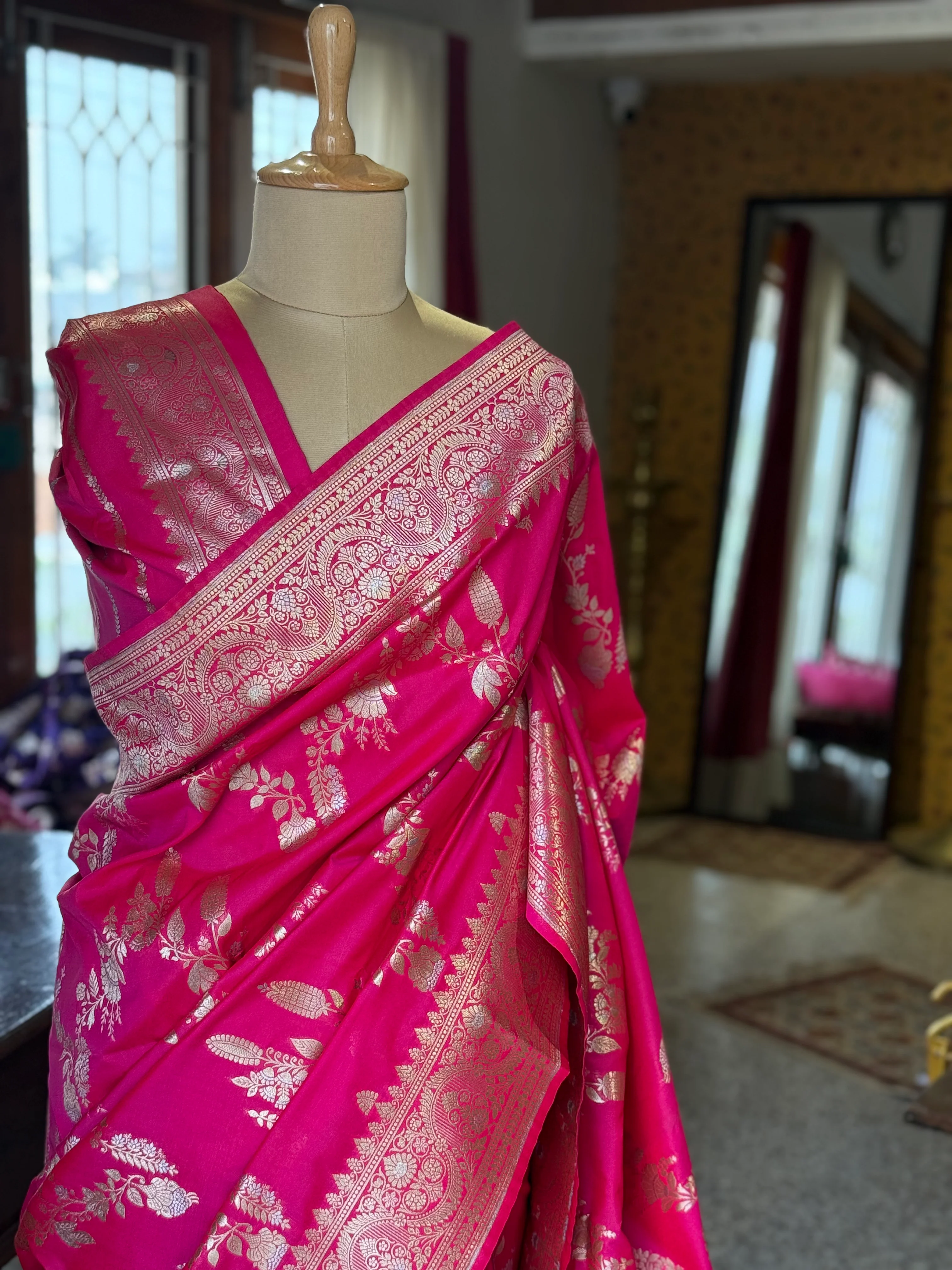 Banarasi Katan Silk Saree in Rani Pink with Zari Buttas - Image 2