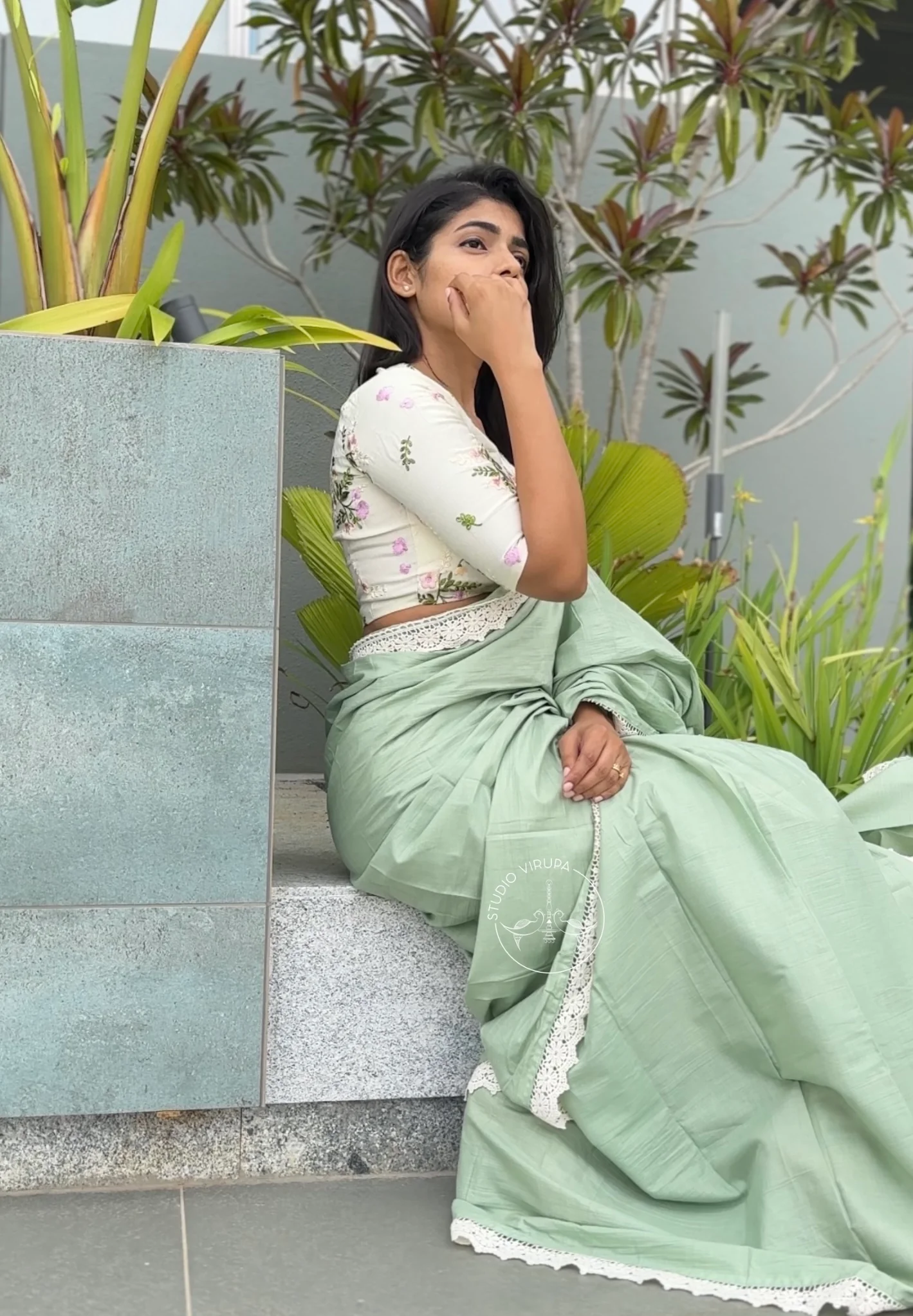 Gulabi - Sage green - Image 5