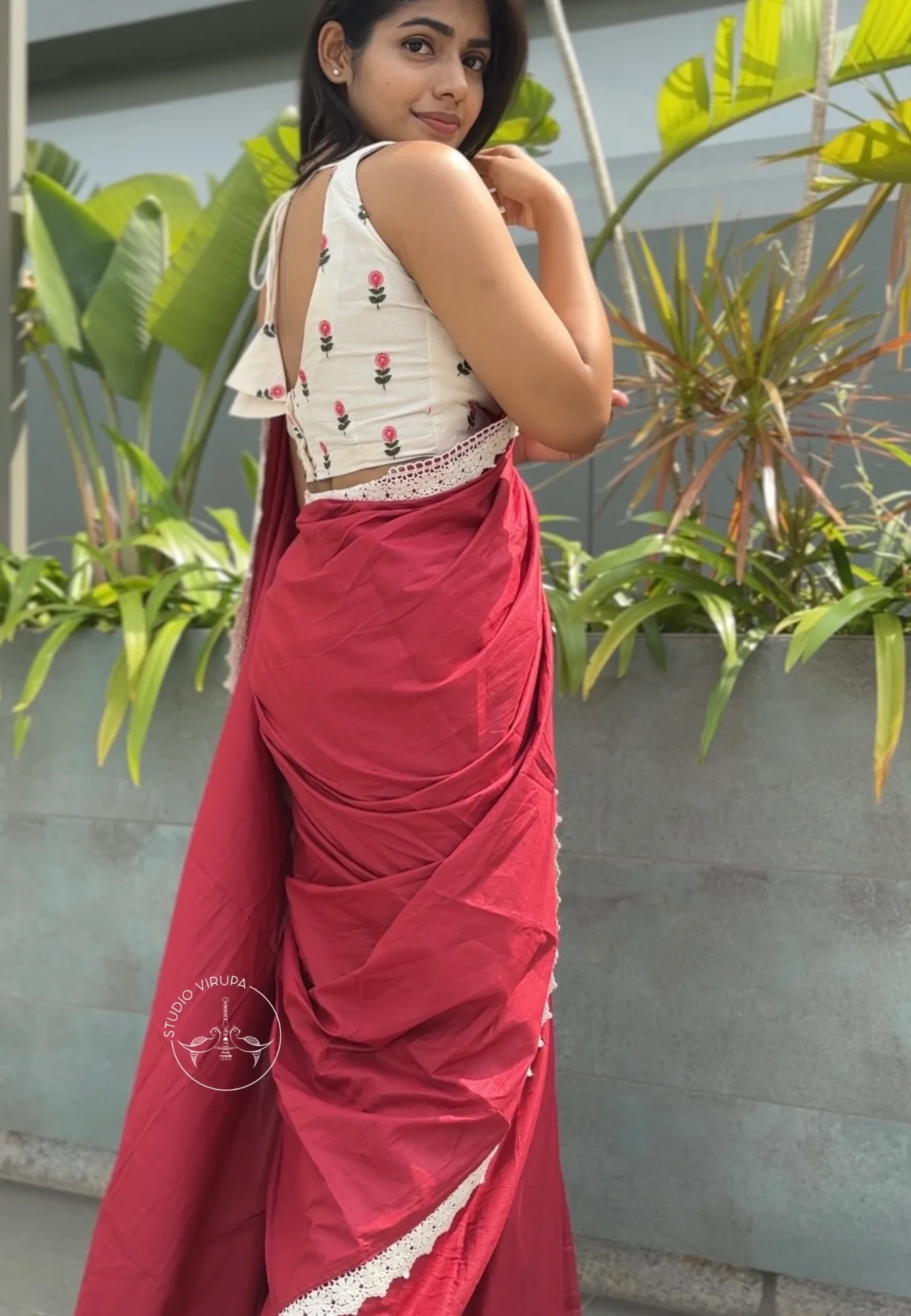 Gulabi - Red - Image 7