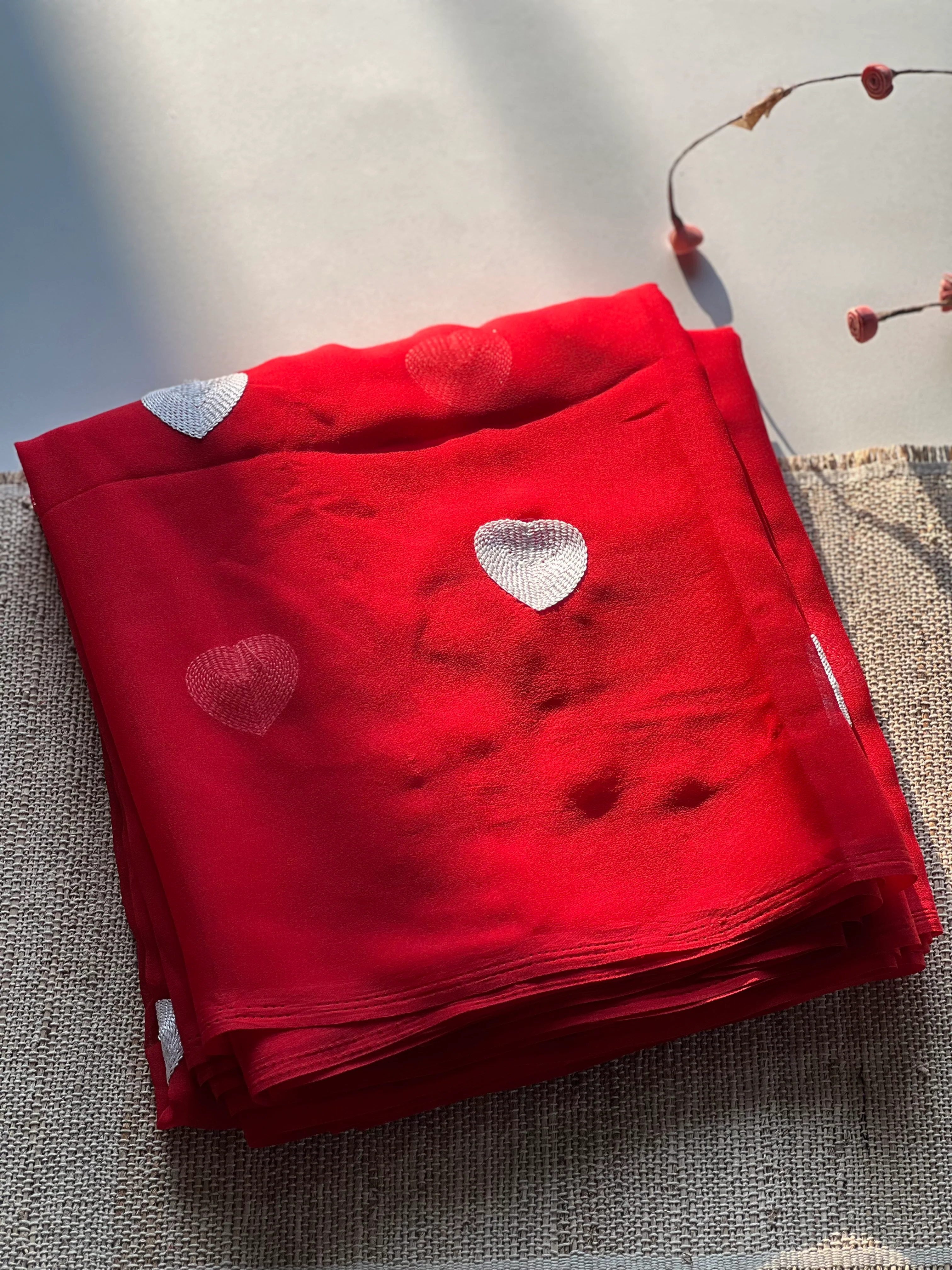 Heartly- Red - Image 5