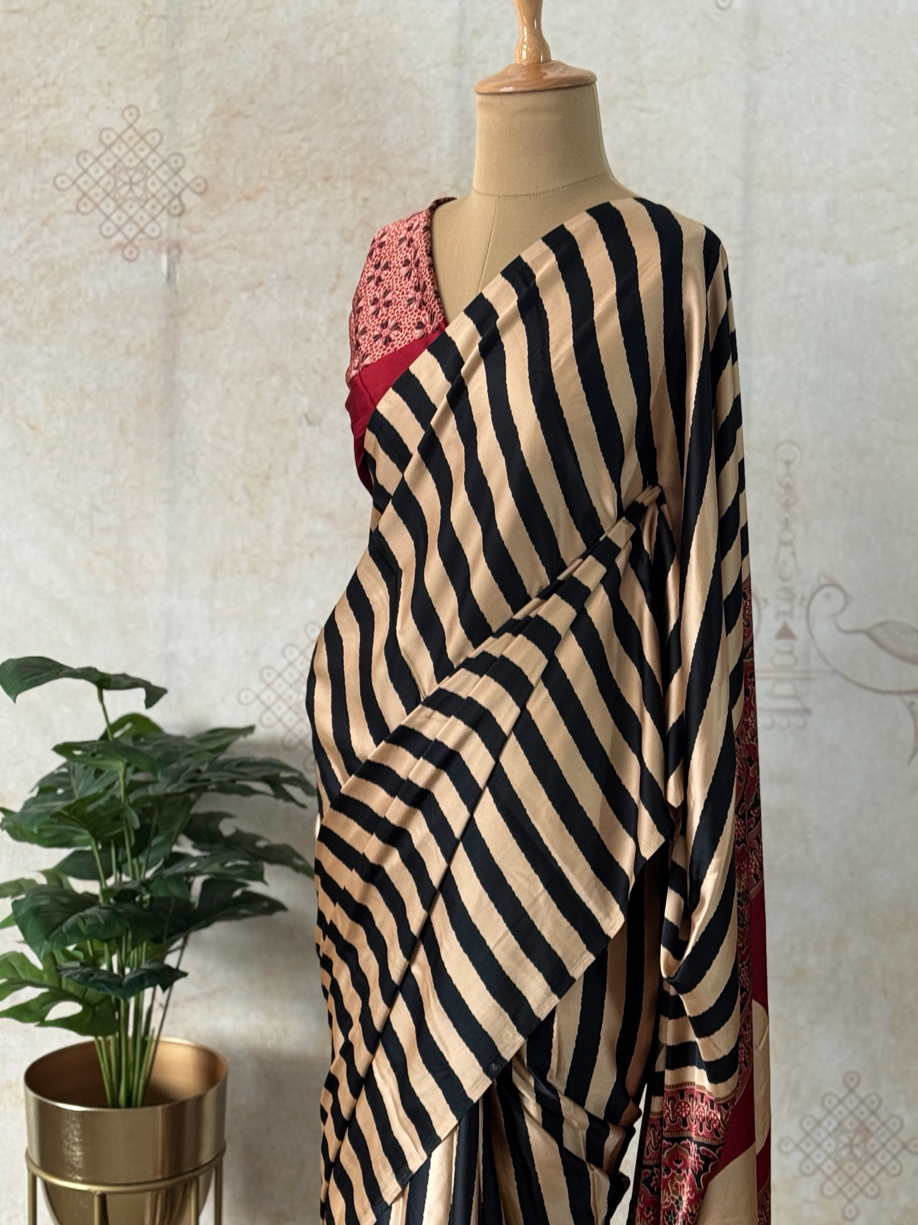 Black & Red Modal Saree with Striped Body and Ajrakh Printed Blouse | Handcrafted Saree - Image 2