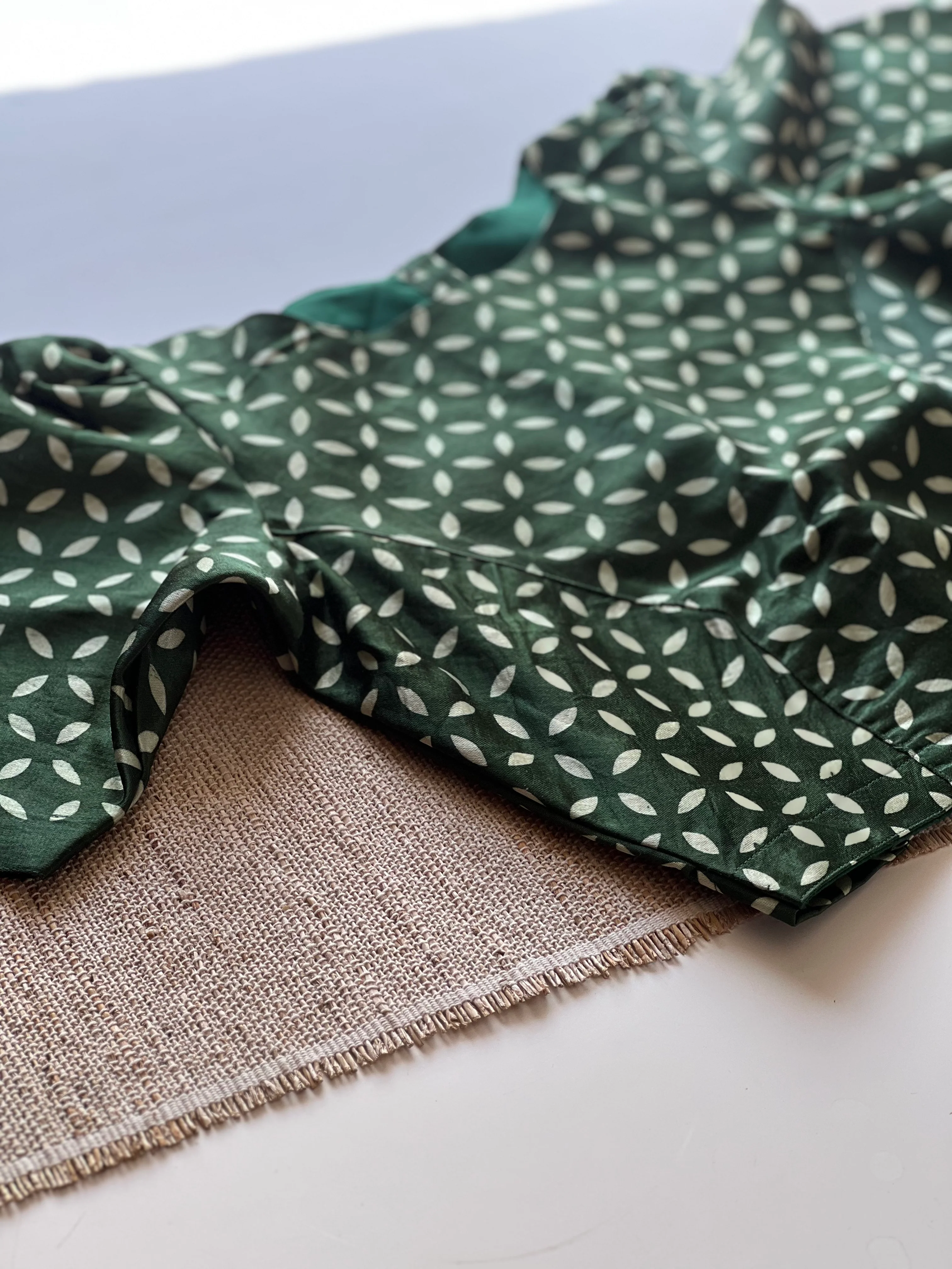 Mushroo silk blouse - Express - Image 3