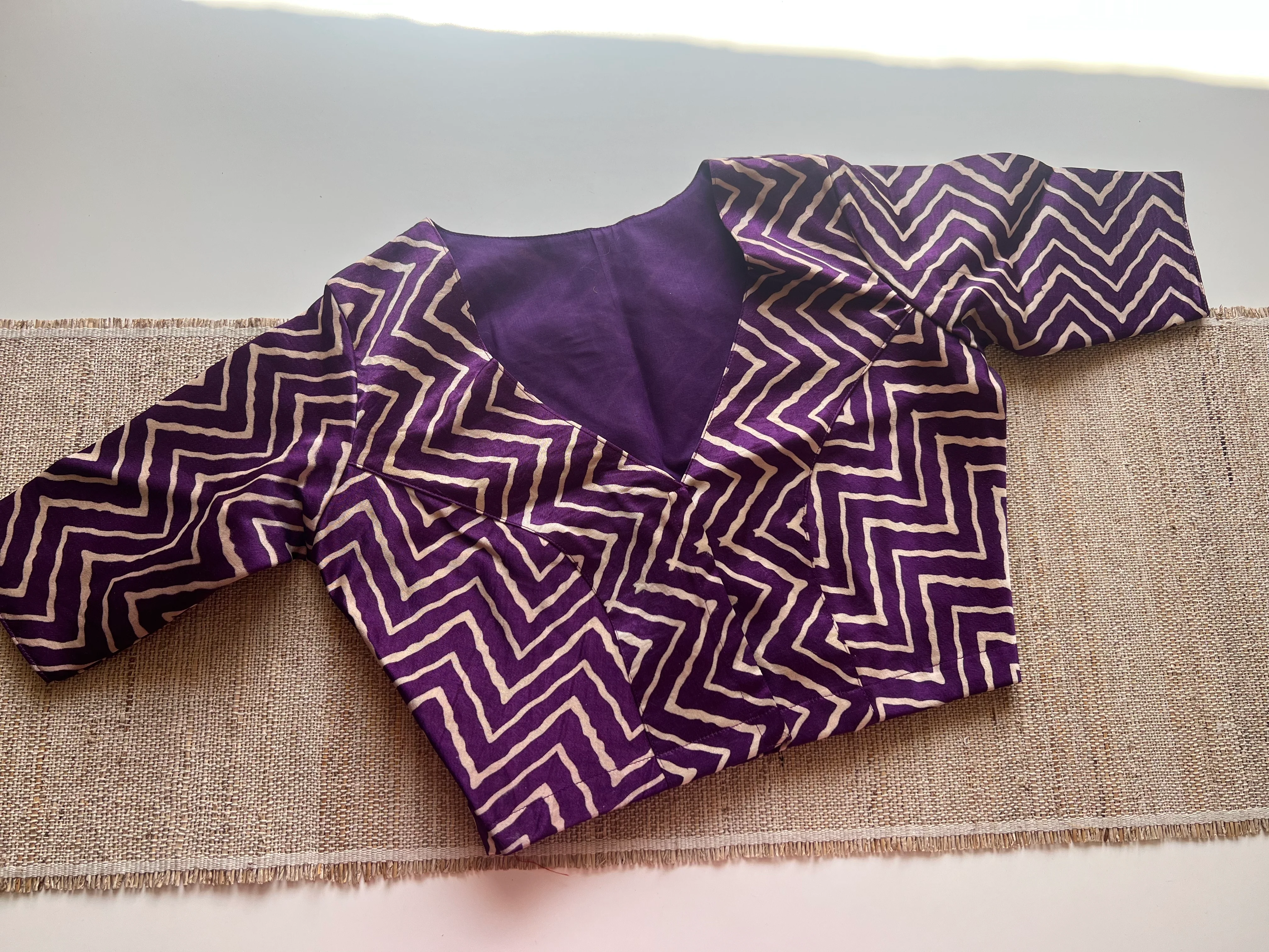 Mushroo silk blouse - Express - Image 4