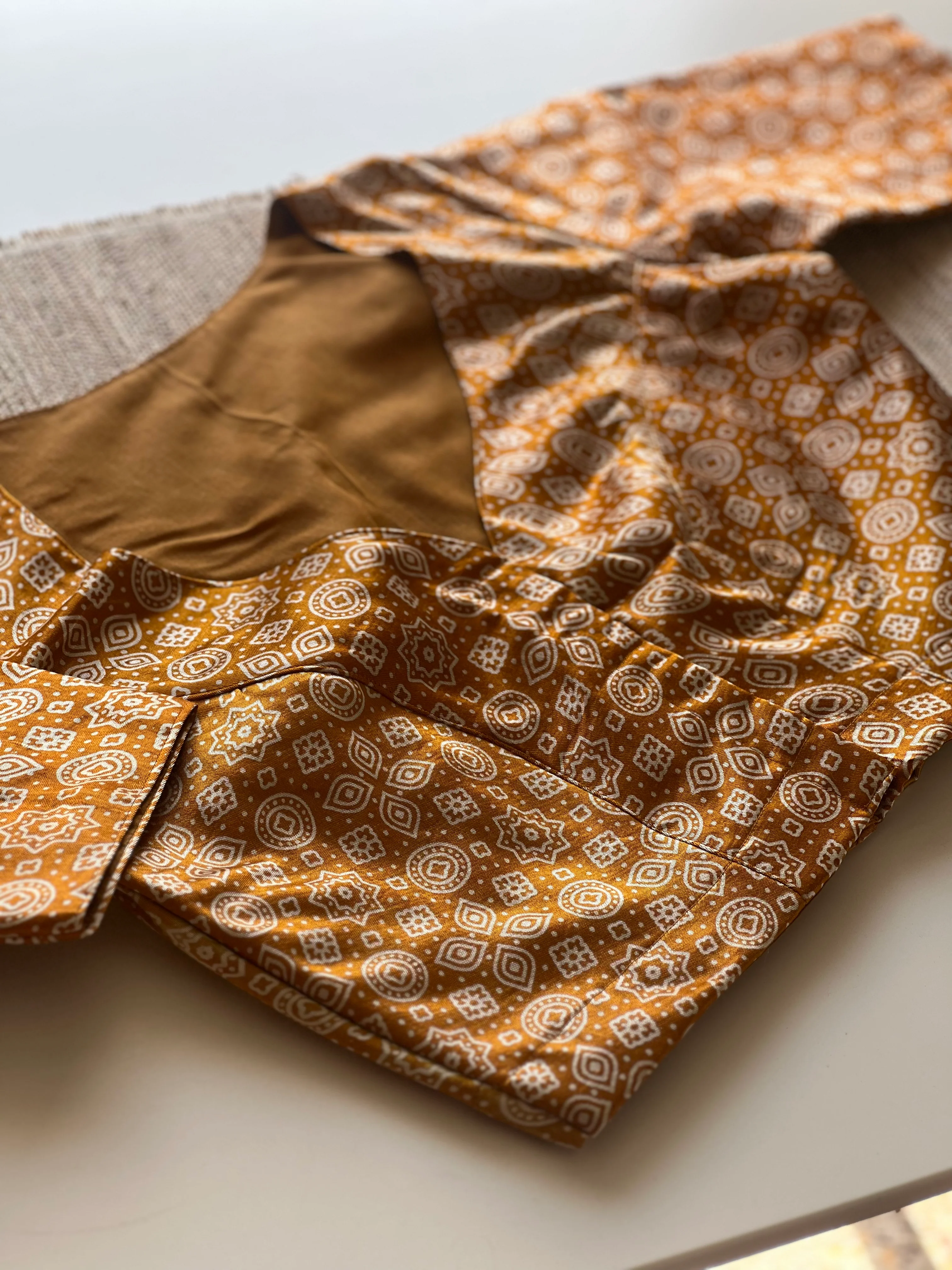 Mushroo silk blouse - Image 2