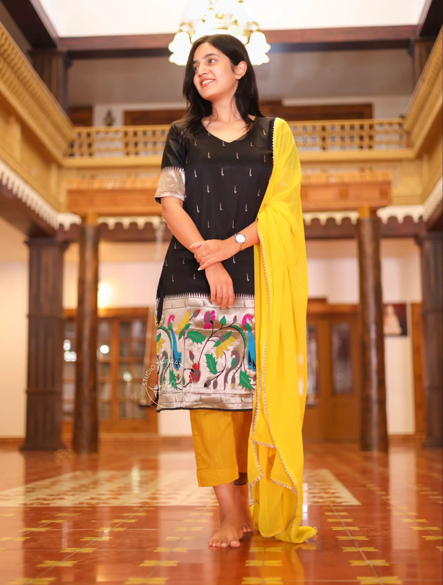 Paithani -Kurta + Pants + Dupatta - Image 3