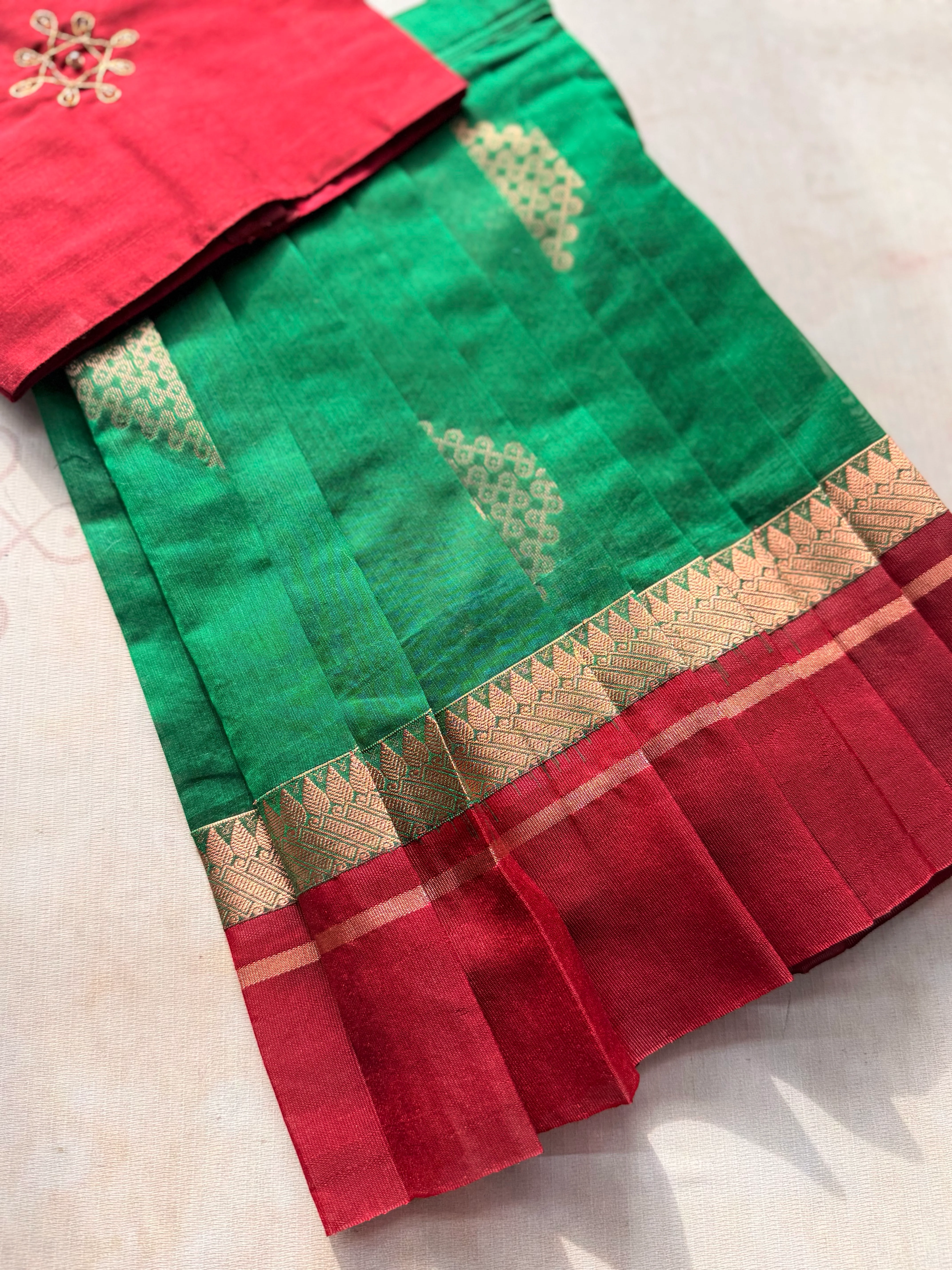 Shanmugi - Crop top and Skirt - Image 4