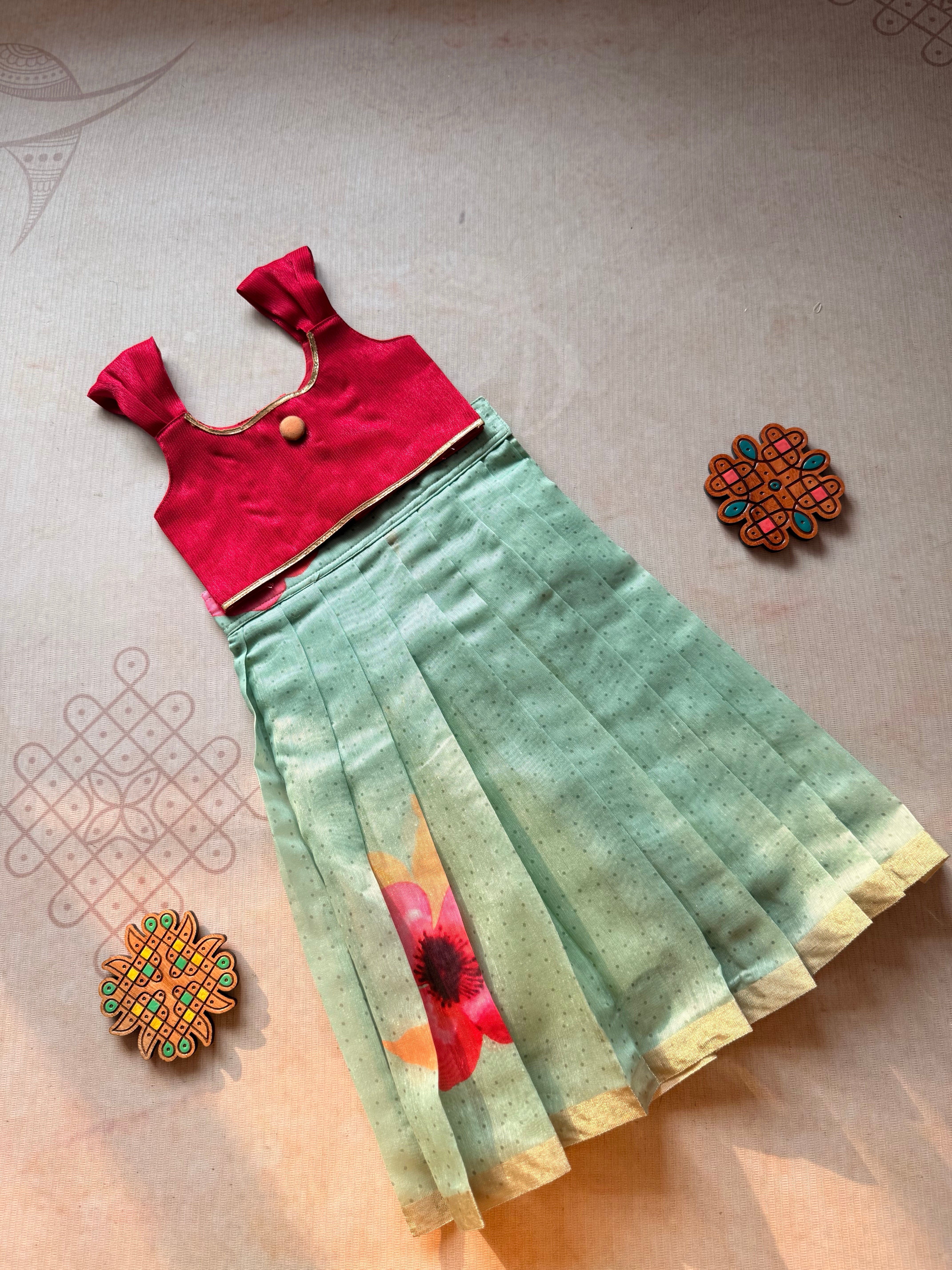 Shriya - Crop top and skirt Express - Image 2