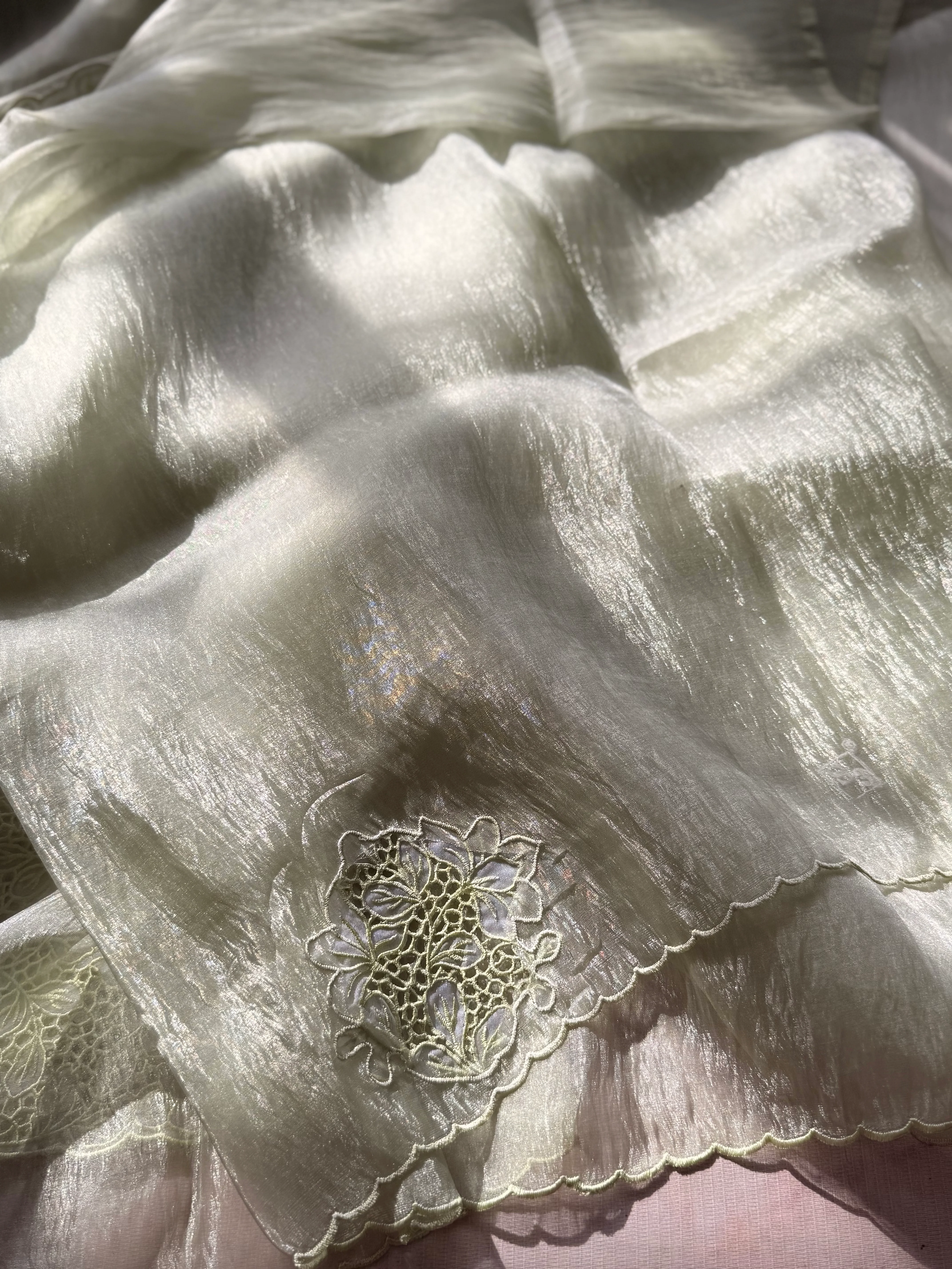 Theera - Image 3