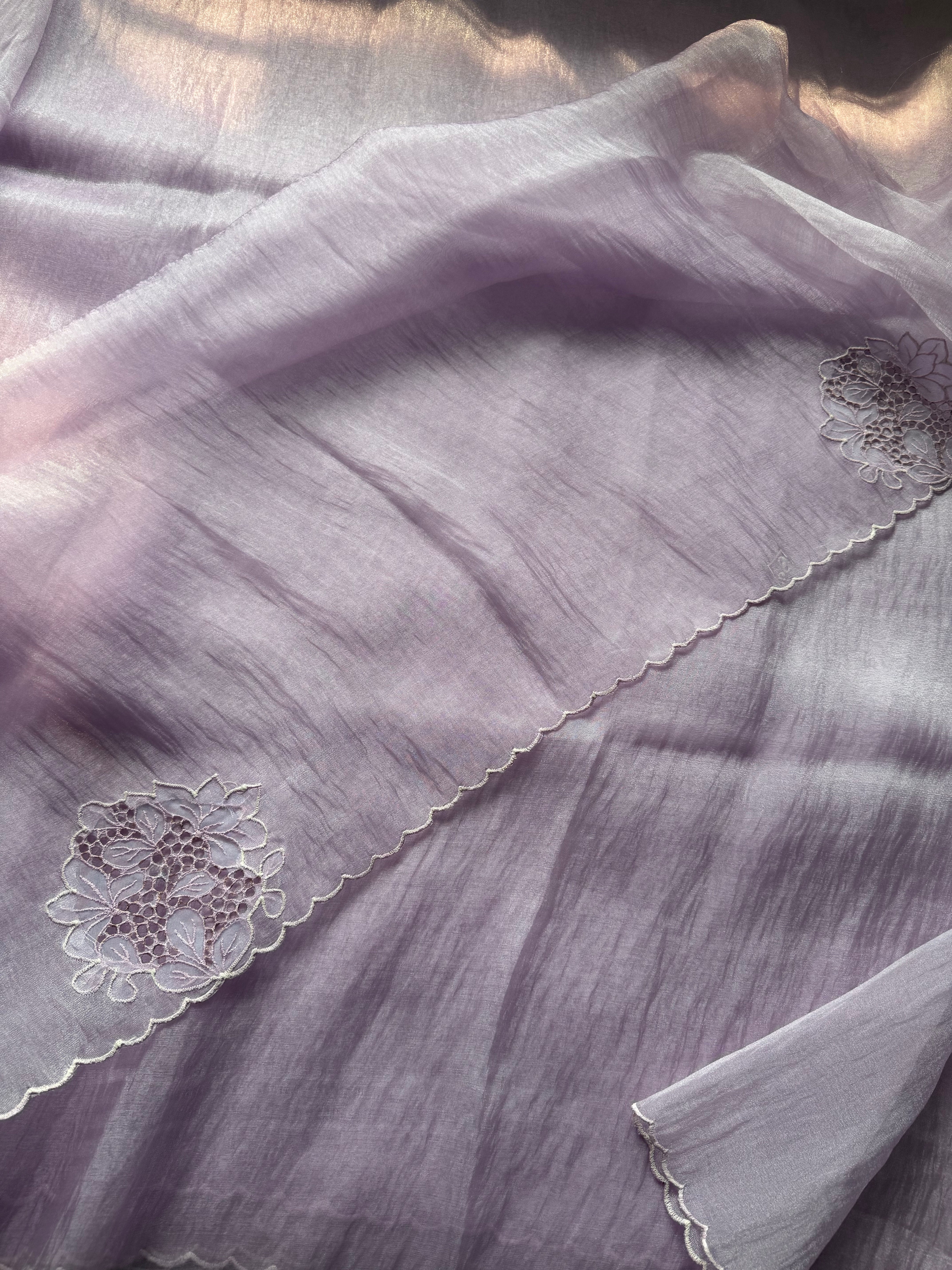 Theera - Image 3